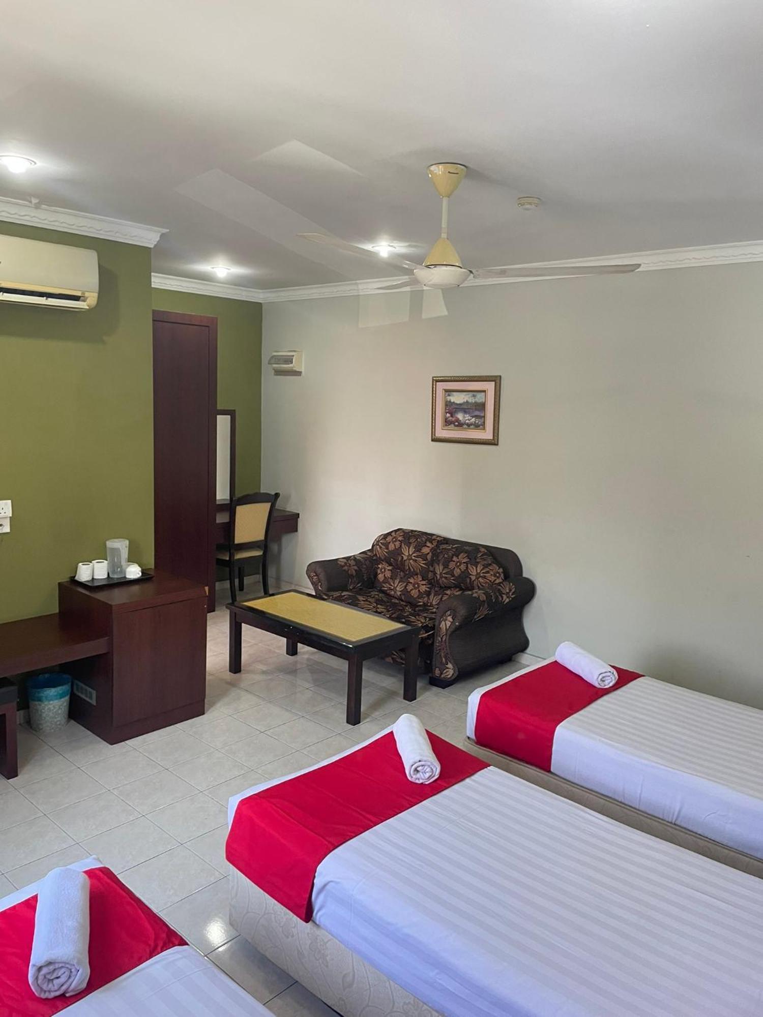 Bayu View Hotel Klang Bagian luar foto