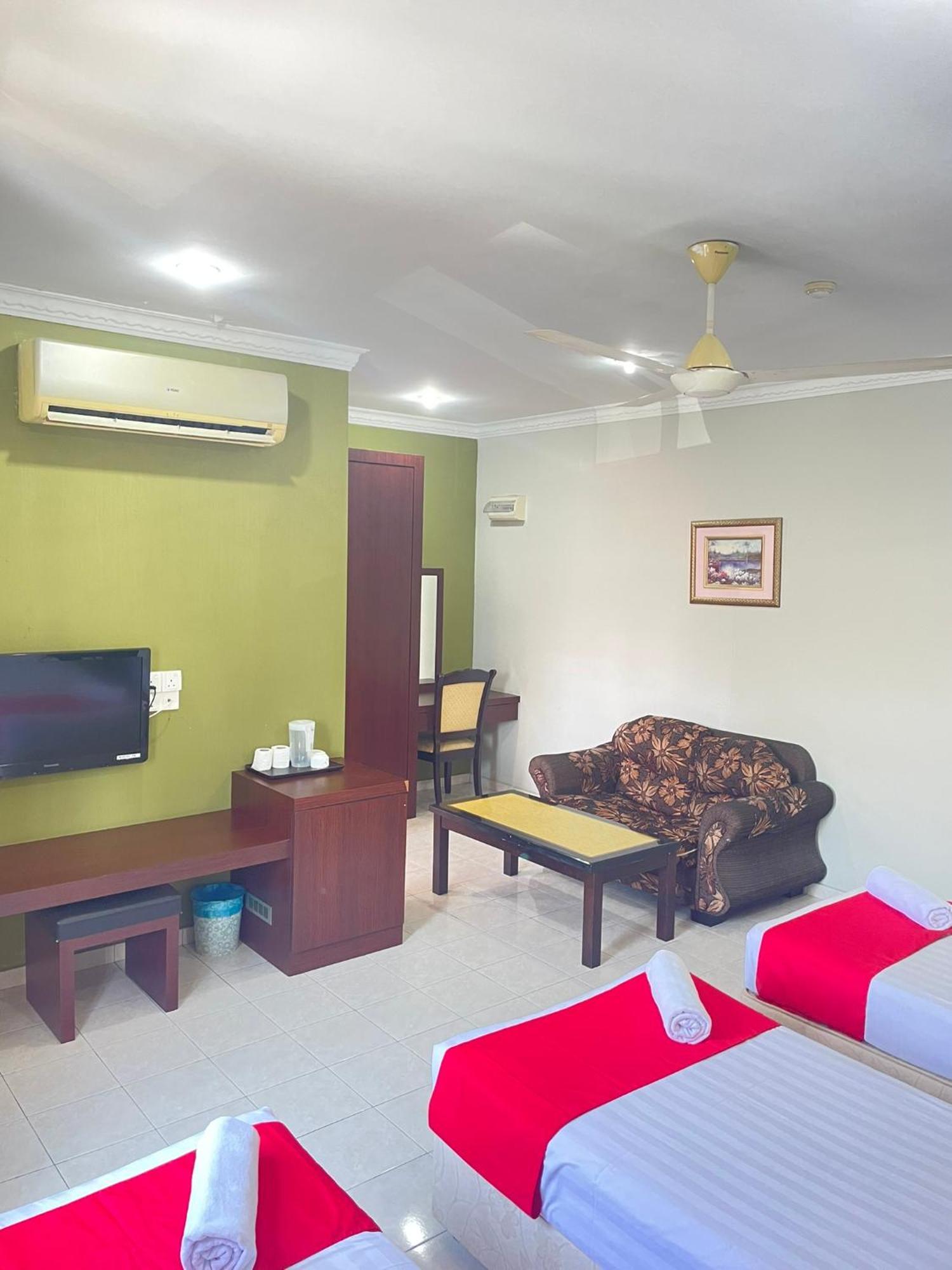 Bayu View Hotel Klang Bagian luar foto