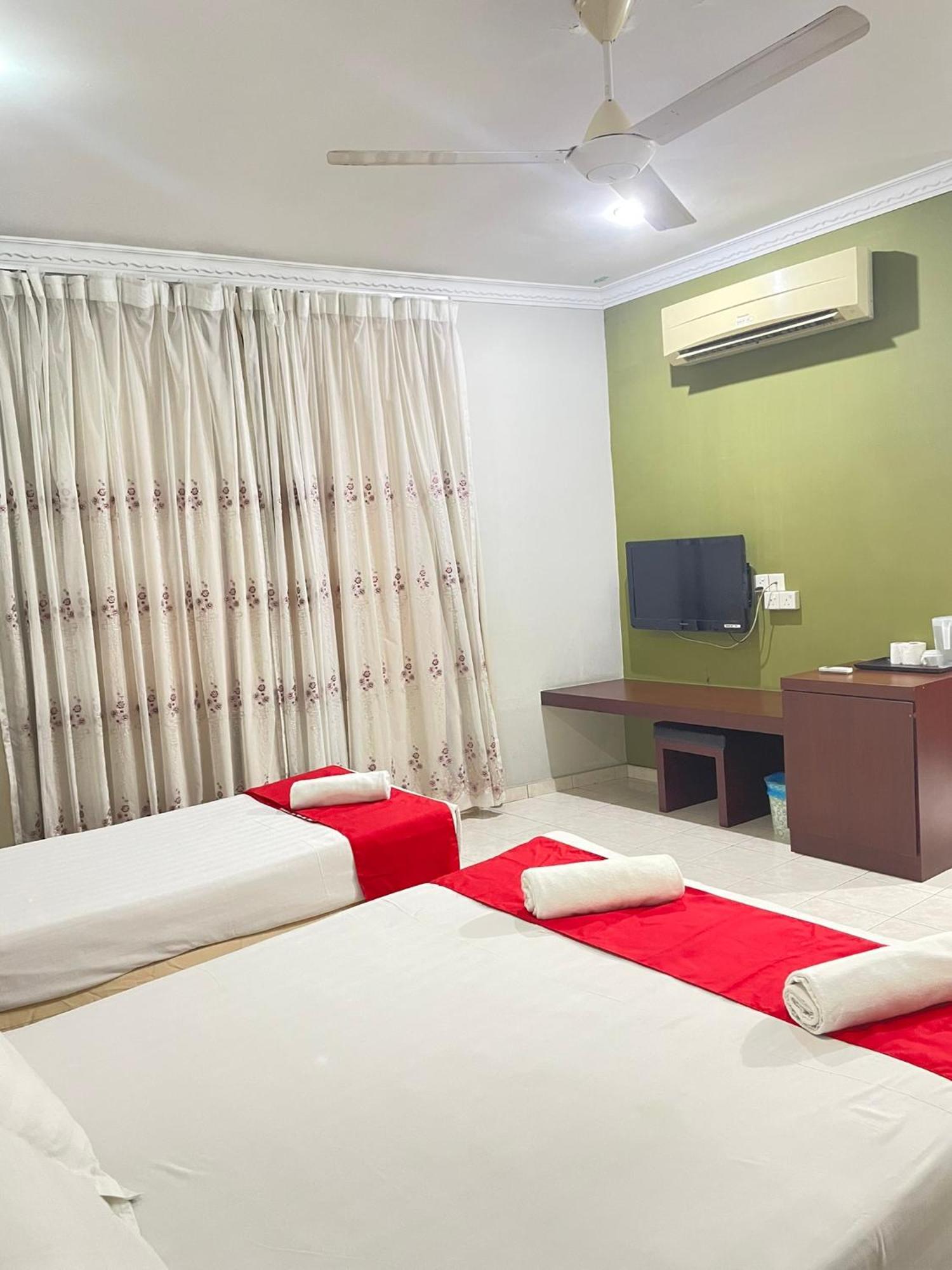 Bayu View Hotel Klang Bagian luar foto