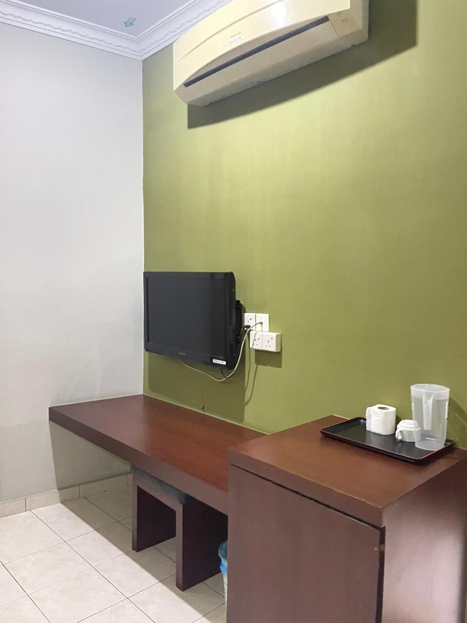 Bayu View Hotel Klang Bagian luar foto