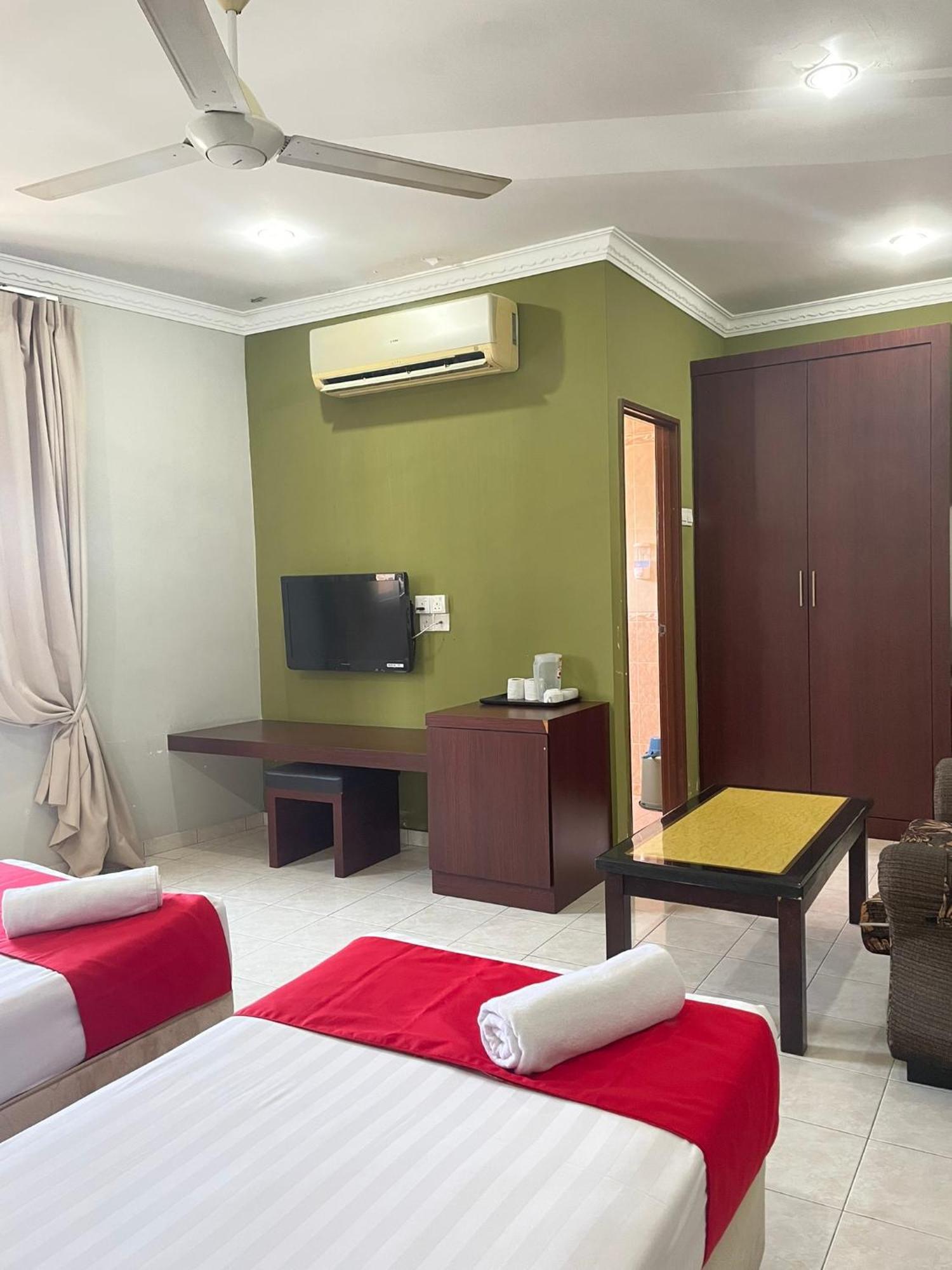 Bayu View Hotel Klang Bagian luar foto