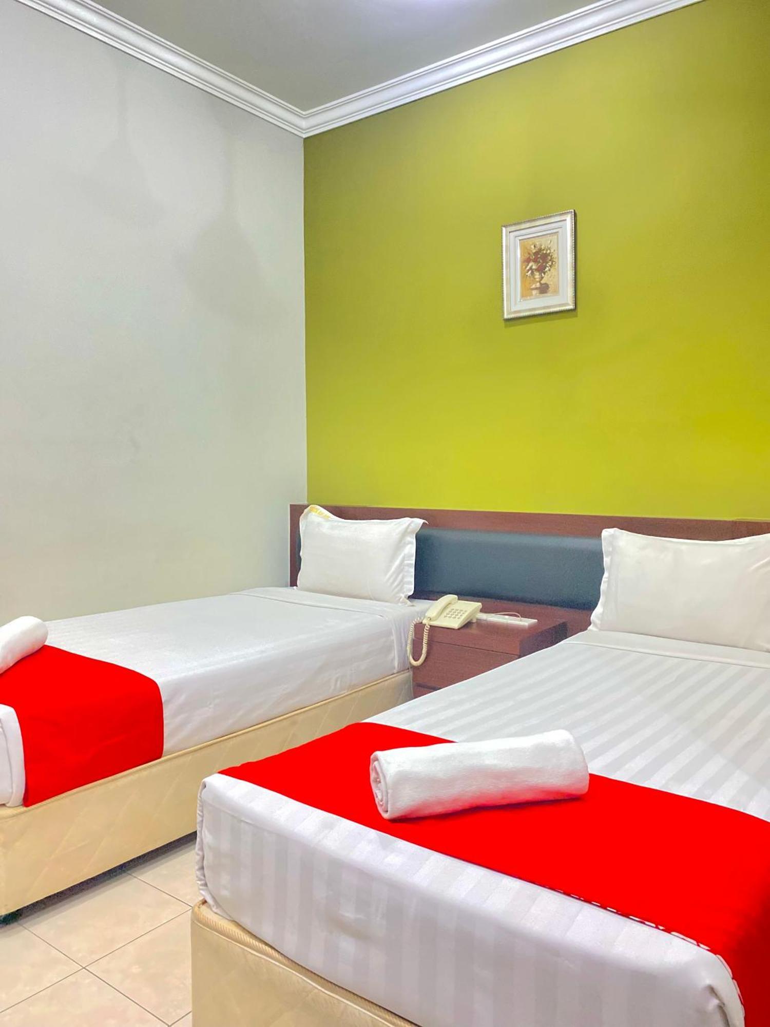 Bayu View Hotel Klang Bagian luar foto