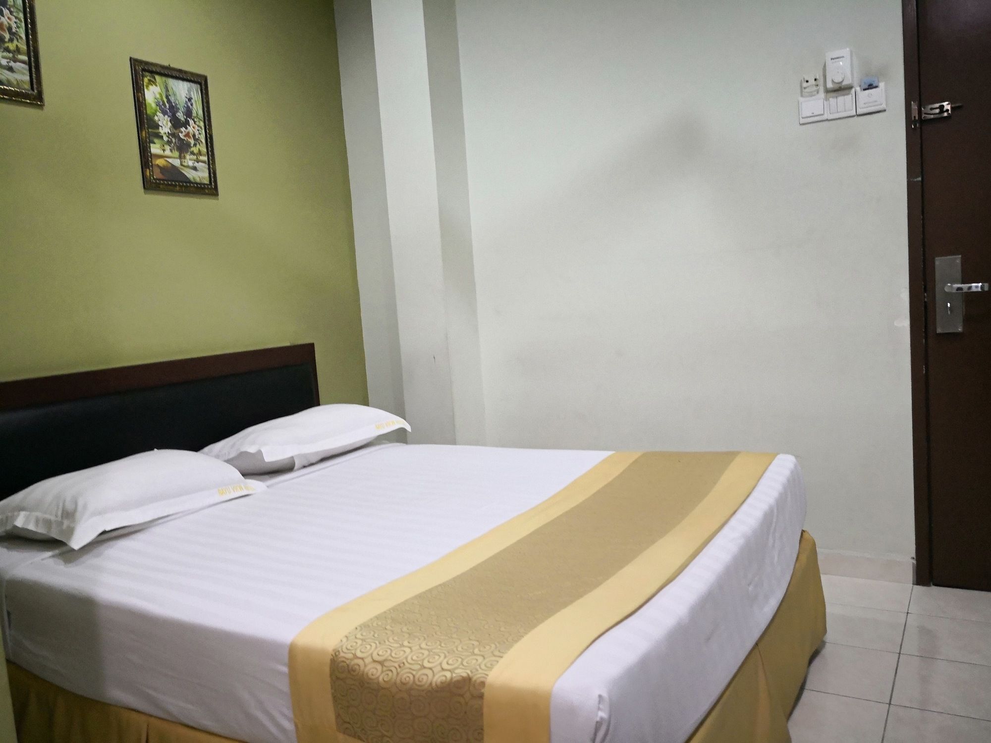 Bayu View Hotel Klang Bagian luar foto